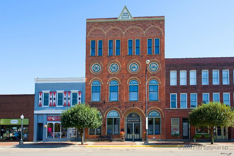 20080714_183726 D3 P 4200x2800.jpg - Opera House, Pella